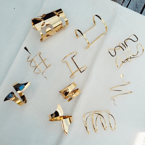 Brass designer big upper arm armlet bracelet - Picture 3 of 3